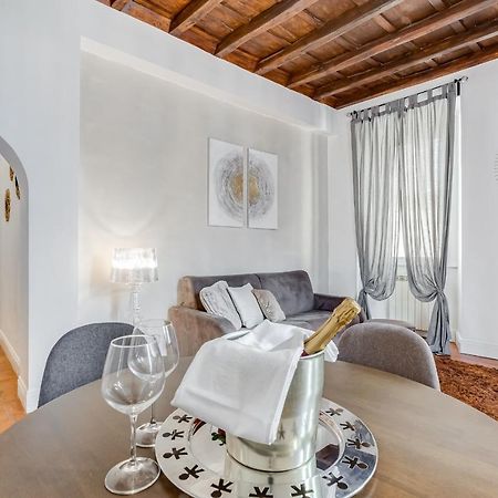 Campo Dei Fiori Royal Orchid Apartment Roma Exterior foto